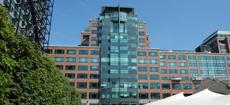 رغم تأجيل دخول EBRD.. ‘أساكابنك’ يحافظ على استقراره المالي