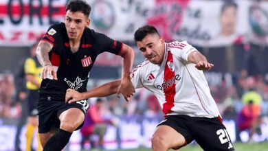 استوديانتس لابلاتا يواصل التعثر ويسقط أمام باراكاس سنترال في الدوري الأرجنتيني