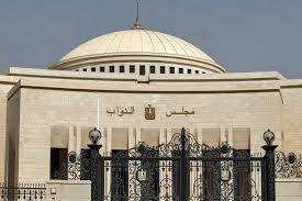 إقرار نهائي لقانون المسئولية الطبية: حماية حقوق المرضى والأطباء