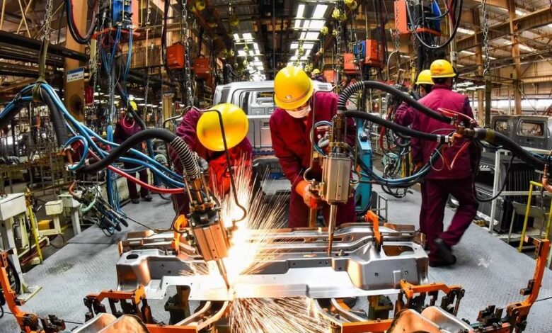 6.8% ارتفاعا في الرقم القياسي للصناعات التحويلية والاستخراجية خلال ديسمبر 2025 6.8% ارتفاعا في الرقم القياسي للصناعات التحويلية والاستخراجية خلال ديسمبر 2025