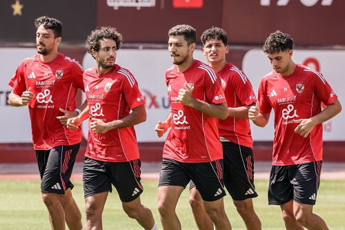 الأهلي يختتم استعداداته اليوم لمواجهة سموحة بالدوري الأهلي يختتم استعداداته اليوم لمواجهة سموحة بالدوري