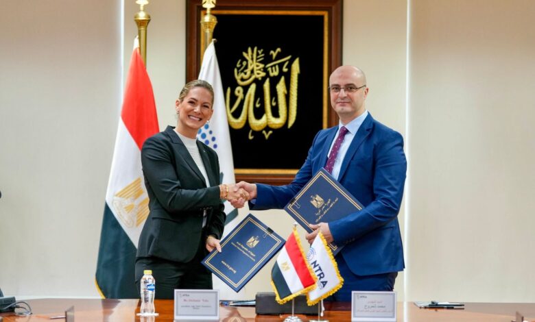 القومي لتنظيم الاتصالات يمنح تراخيص جديدة لتقديم خدمات إنترنت الأشياء للسيارات في مصر إلى مرسيدس-بنز إيجيبت للتجارة القومي لتنظيم الاتصالات يمنح تراخيص جديدة لتقديم خدمات إنترنت الأشياء للسيارات في مصر إلى مرسيدس-بنز إيجيبت للتجارة