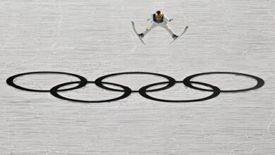 النرويجية آنا أودين ستروم تتوج بذهبية القفز من التل الكبير