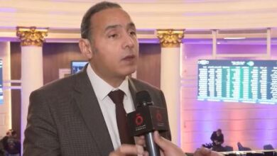 رئيس البورصة المصرية: المنصة الإلكترونية تضمن شفافية في تداول الأذون والسندات