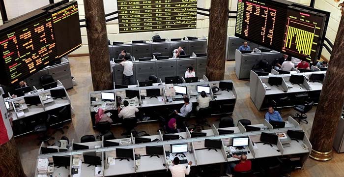 مؤشر قطاع البنوك بالبورصة يتراجع بنسبة 0.38% خلال مستهل تعاملات اليوم