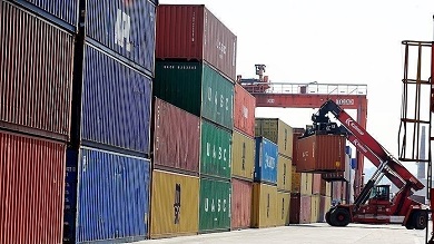 مسح: تذبذب أسعار الصرف والرسوم الجمركية الأمريكية أكبر الهواجس الخارجية للمصدرين في كوريا الجنوبية