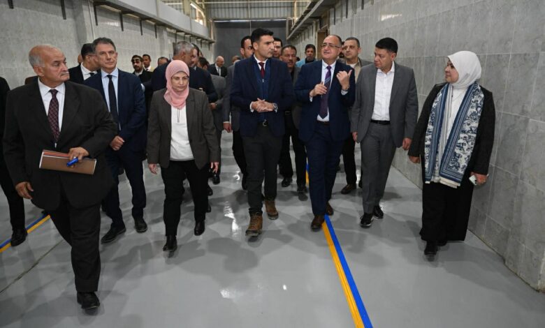 الصناعة تستعد لطرح وحدات إنتاجية جديدة بالمرحلة الثالثة بمدينة الجلود بالروبيكي