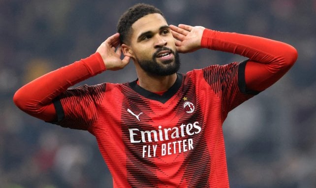 لاعب ميلان يعود للتدريبات الجماعية قبل مواجهة نابولي في الدوري