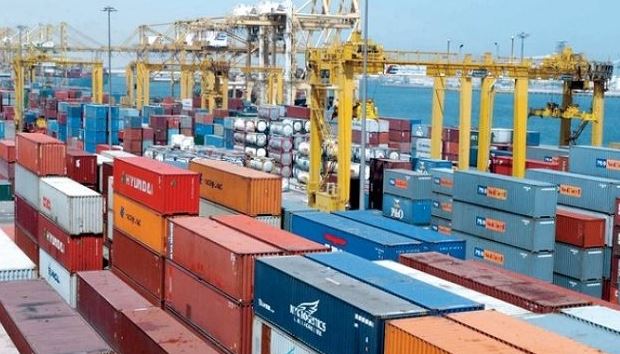 مصر تعفي السلع العابرة من ضريبة القيمة المضافة لتحفيز تجارة الترانزيت