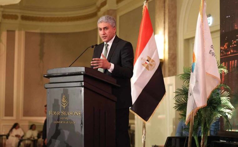 وزير السياحة: مواعيد غلق المحال في تمام الساعة التاسعة مساء لا تشمل المقاصد والمطاعم السياحية في مصر وزير السياحة: مواعيد غلق المحال في تمام الساعة التاسعة مساء لا تشمل المقاصد والمطاعم السياحية في مصر