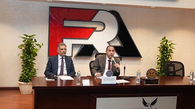 إسلام عزام في اجتماعه بممثلي شركات إدارة برامج الرعاية الصحية: الرقابة المالية حريصة على تطوير نشاط التأمين الطبي