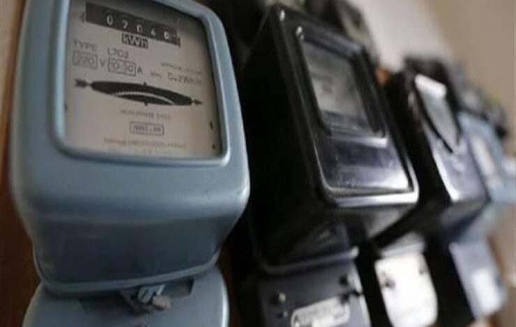 رئيس مرفق الكهرباء الأسبق: نستورد 30% من احتياجاتنا البترولية.. وطن البنزين ارتفع من 600 لـ 1000 دولار