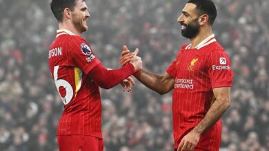 سلوت يكشف ملامح خطة ليفربول لتعويض رحيل صلاح وروبرتسون
