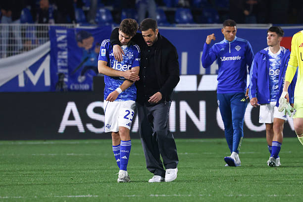 فابريجاس: فخور بشجاعة كومو رغم السقوط أمام إنتر ميلان