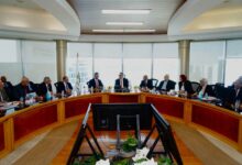 في أول اجتماعاته.. رئيس البورصة المصرية يترأس لجنة قيد 6 شركات إضافية