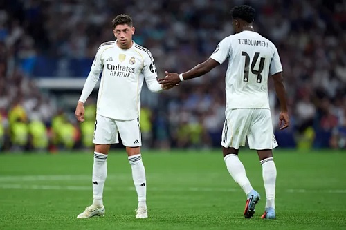 باريس سان جيرمان يسعى لاستغلال أزمة ريال مدريد